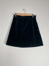 Charger l&#39;image dans la galerie, Black velvet skirt
