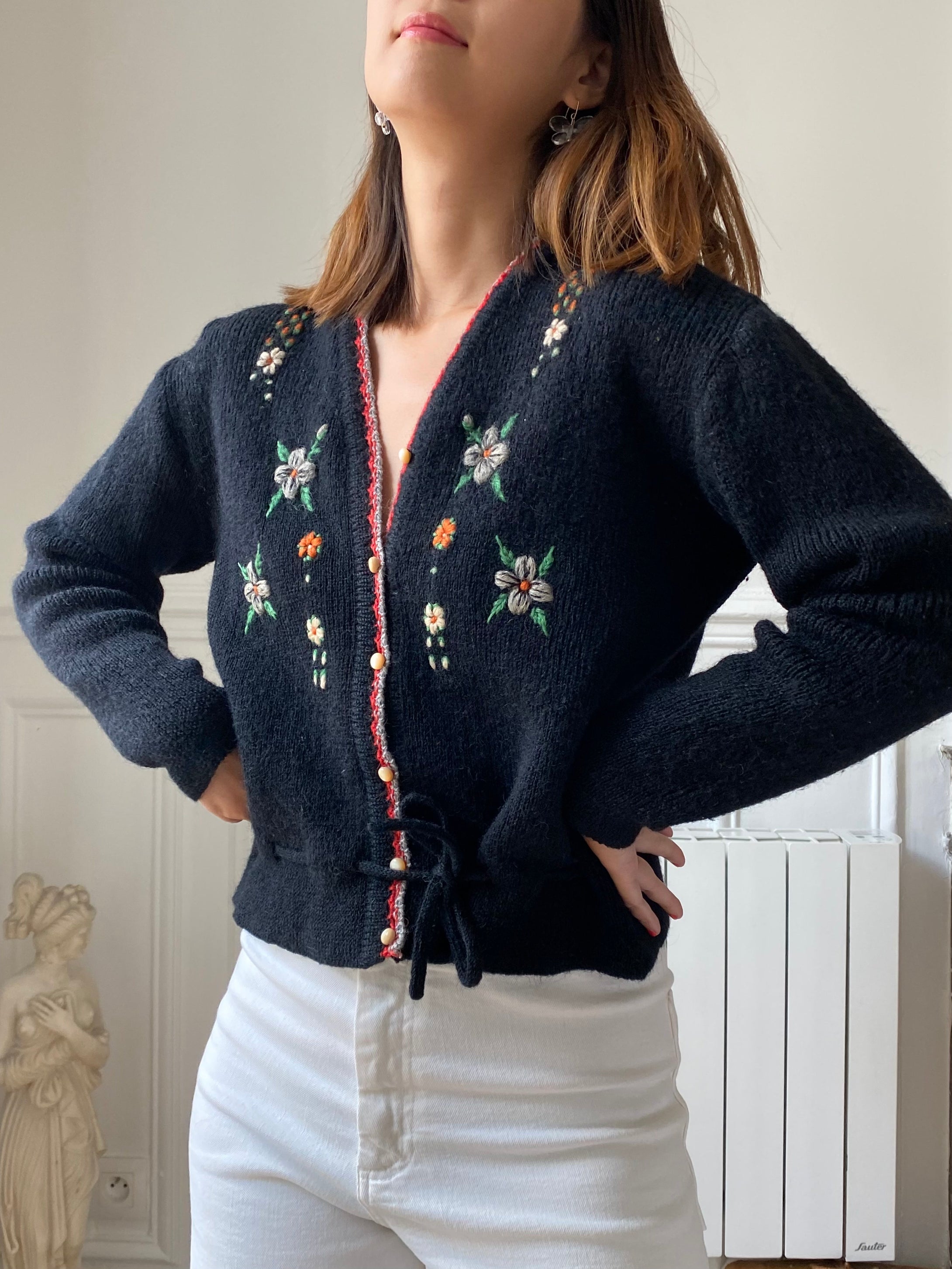 Vintage Austrian cardigan Noir