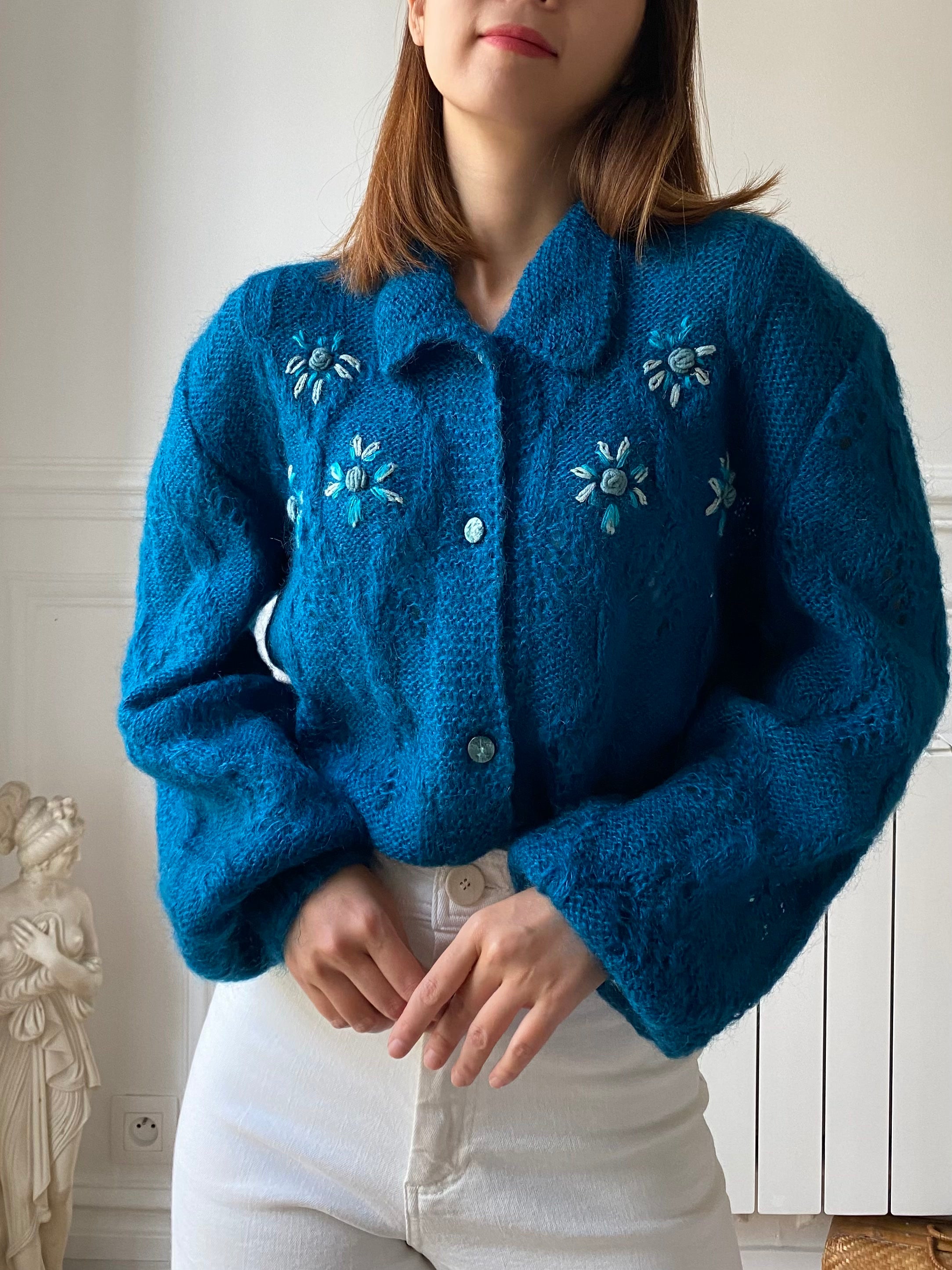 Cardigan bleu floral