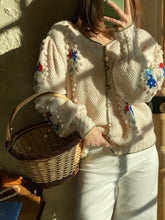 将图片加载到图库查看器，Vintage Tyrol white floral cardigan
