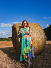 Charger l&#39;image dans la galerie, Handmade colorful viscose dress
